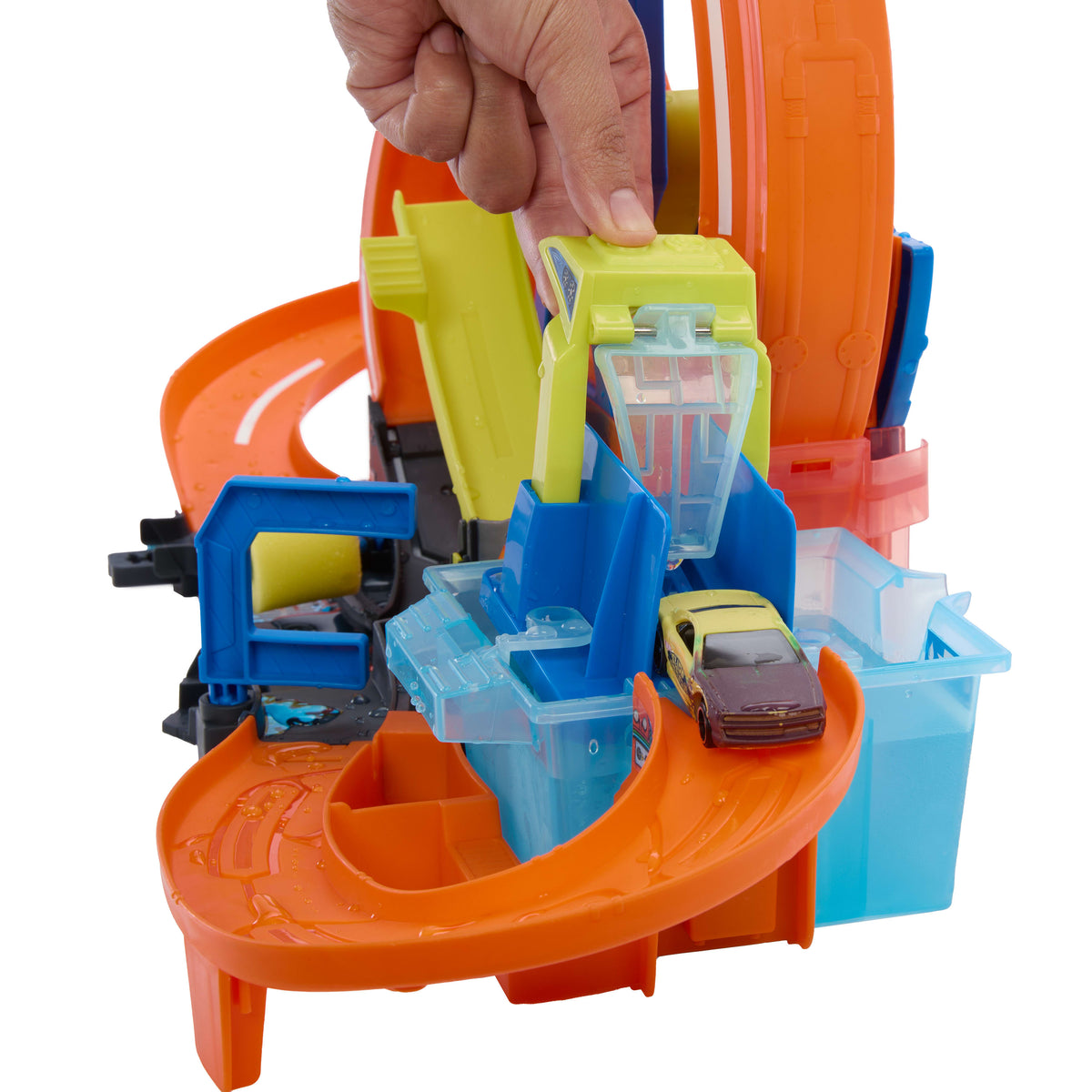 Hot Wheels City MEGA Loop Car Wash Playset & 1 Hot Wheels Color Shifters in 1:64 Scale