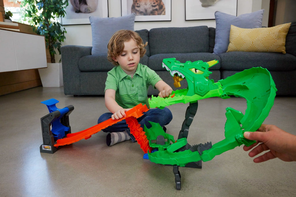 Hot Wheels Monster Trucks Sharks vs Dinos Dragon Destruction Playset & 2 Toy Trucks