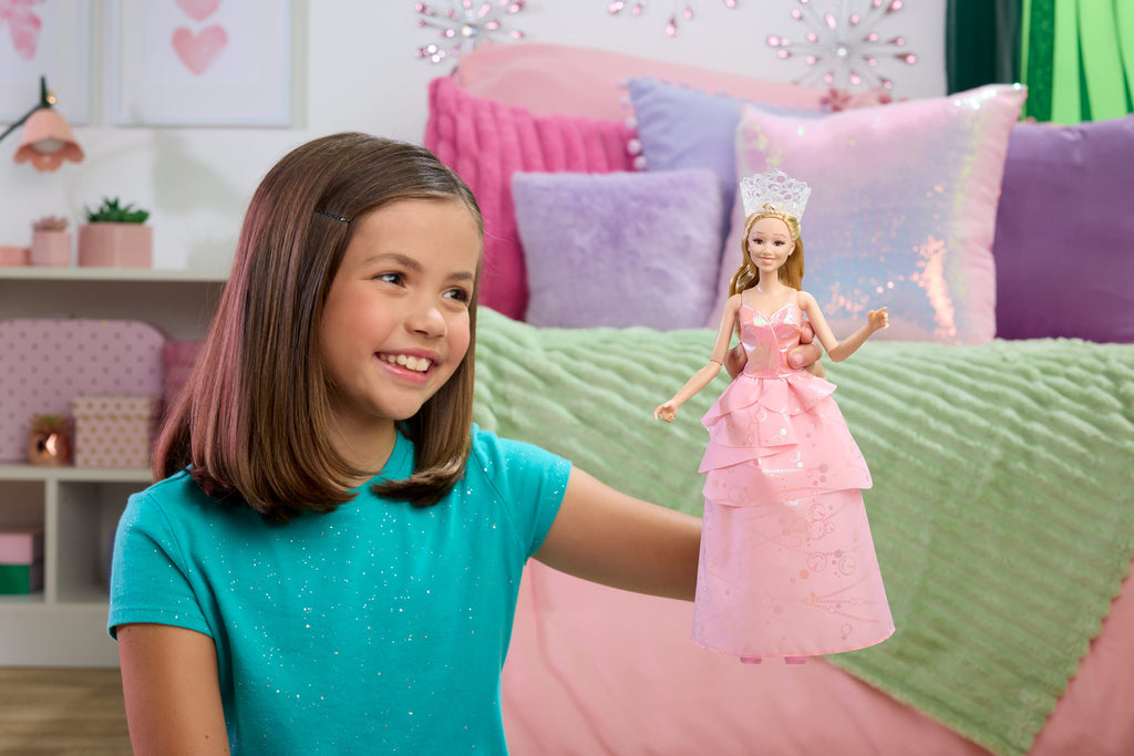 Universal Pictures’ Wicked Glinda Upland Fashion Doll in Removable Movie-Inspired Outfit