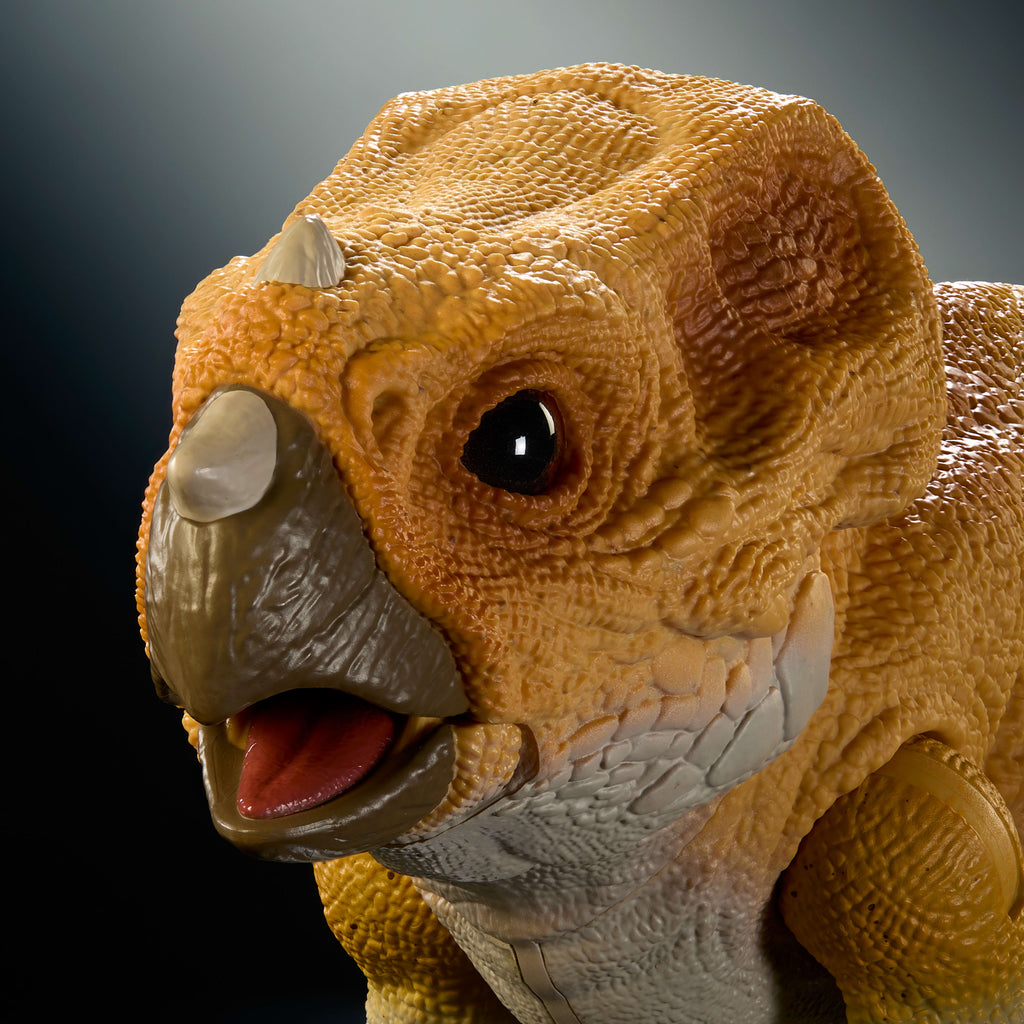 Jurassic World Hammond Collection Screen Scale Aquilops Dolores Dinosaur Figure, Real Feel & Glass Eyes