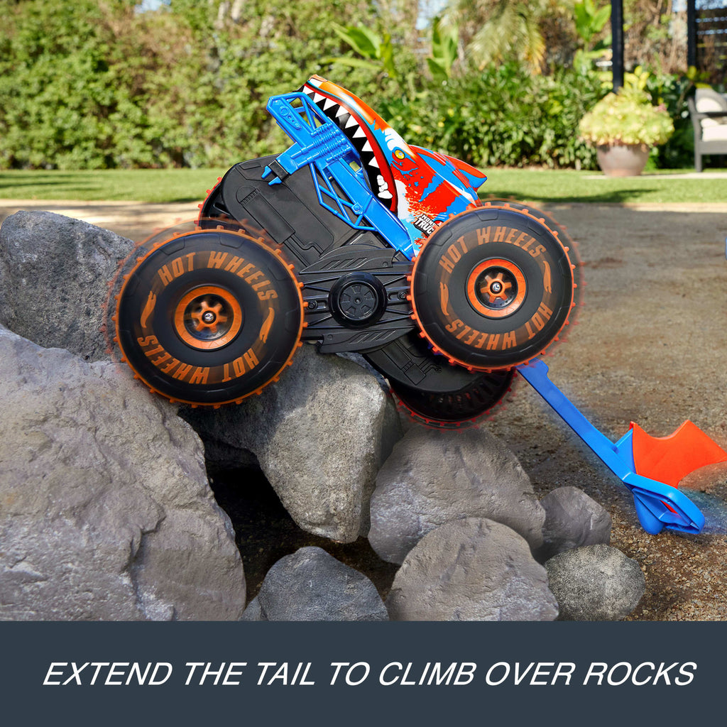 Hot Wheels Monster Trucks Tiger Shark Climber RC Vehicle, Battery-Powered Remote-Control Toy Truck