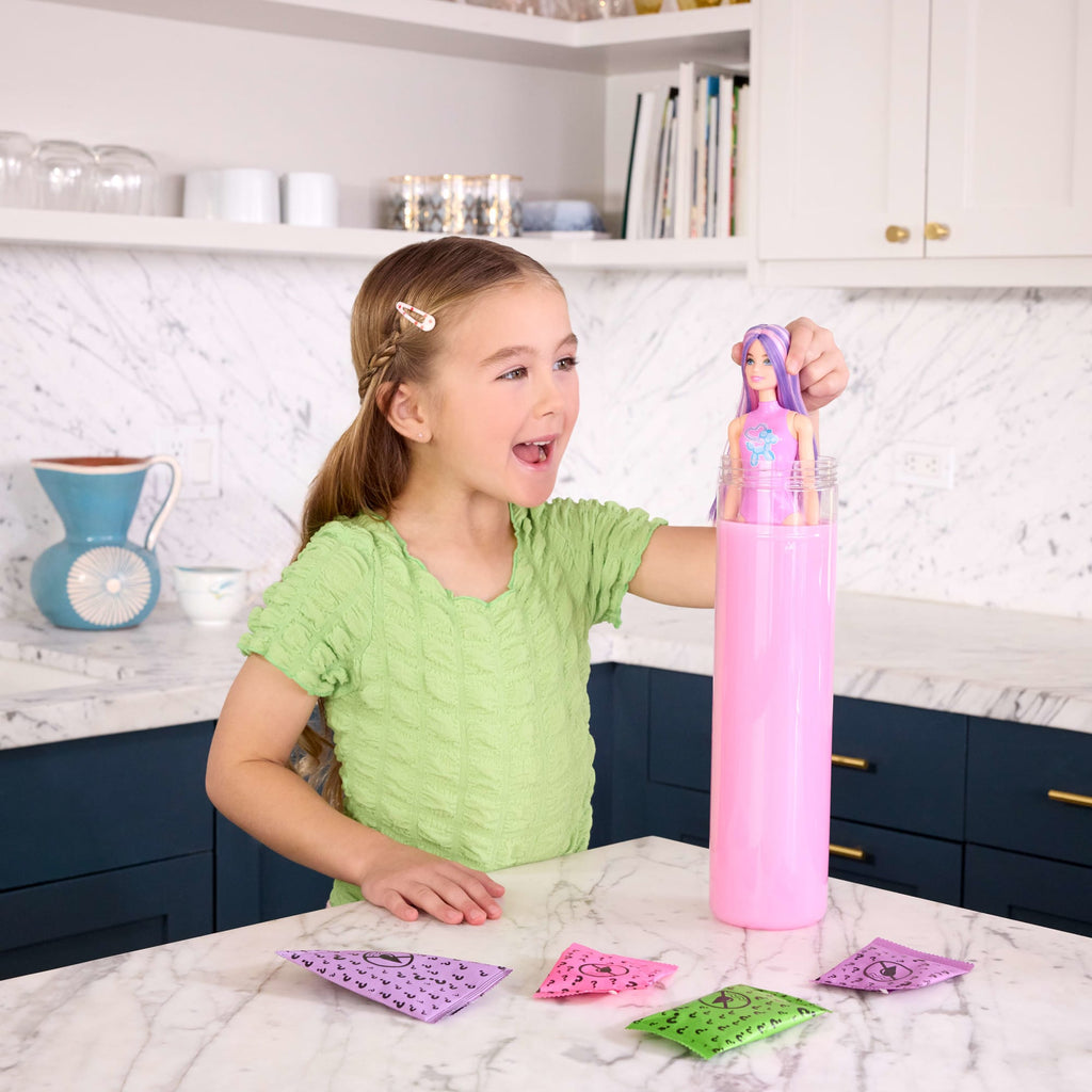 Barbie Assortiment de Poupées Color Reveal