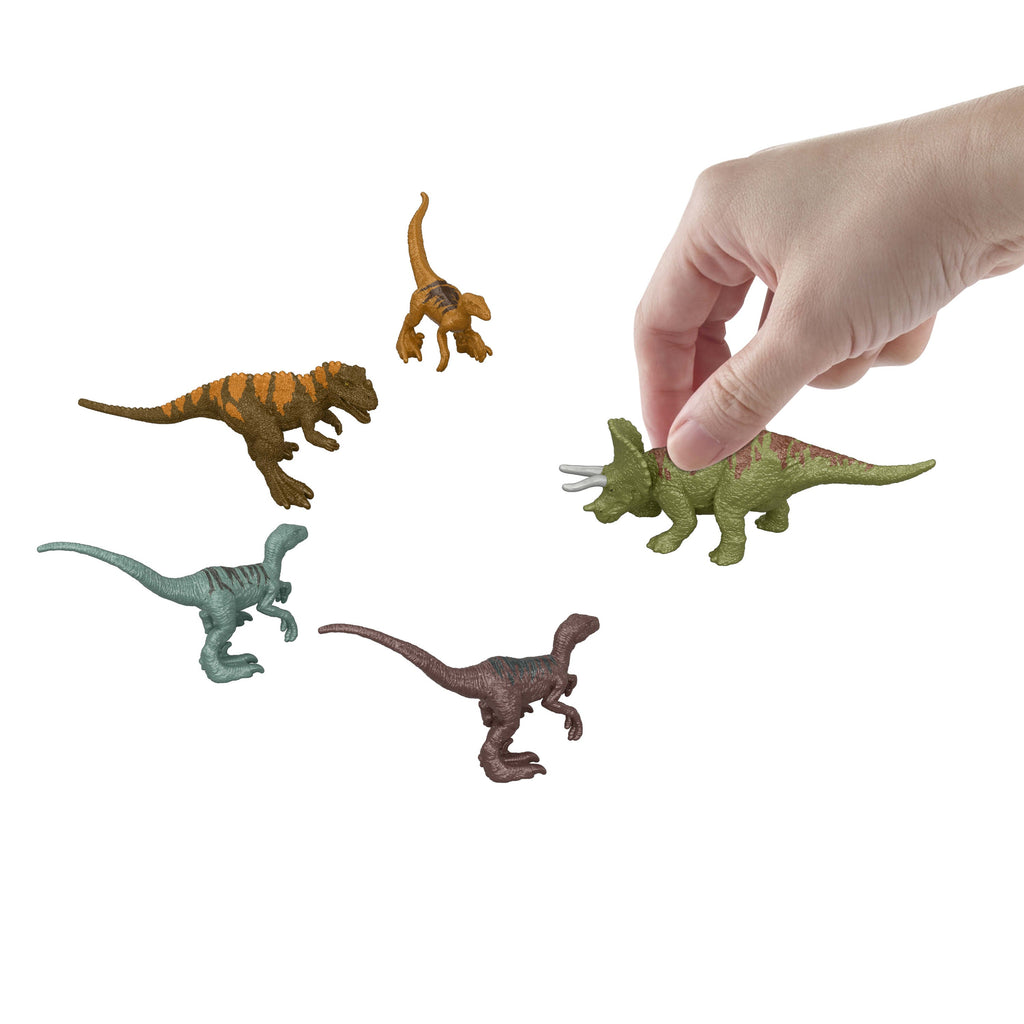 Jurassic World Island Visitor Advent Calendar, 24 Days Toy Surprises, 19 Dinosaur Minis
