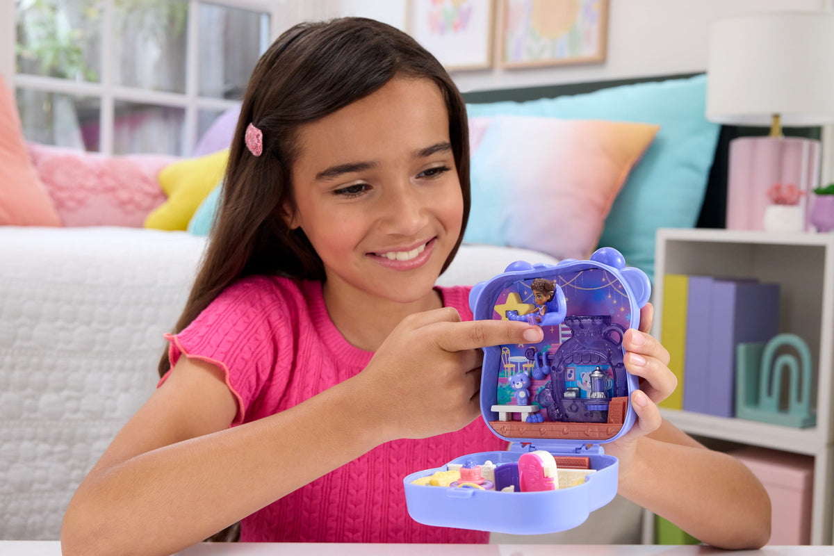 Polly Pocket Blueberry Besties Compact Playset With 1 Micro Doll And Pet, Travel Toy With Fruit Accessories