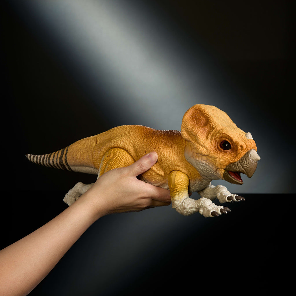 Jurassic World Hammond Collection Screen Scale Aquilops Dolores Dinosaur Figure, Real Feel & Glass Eyes