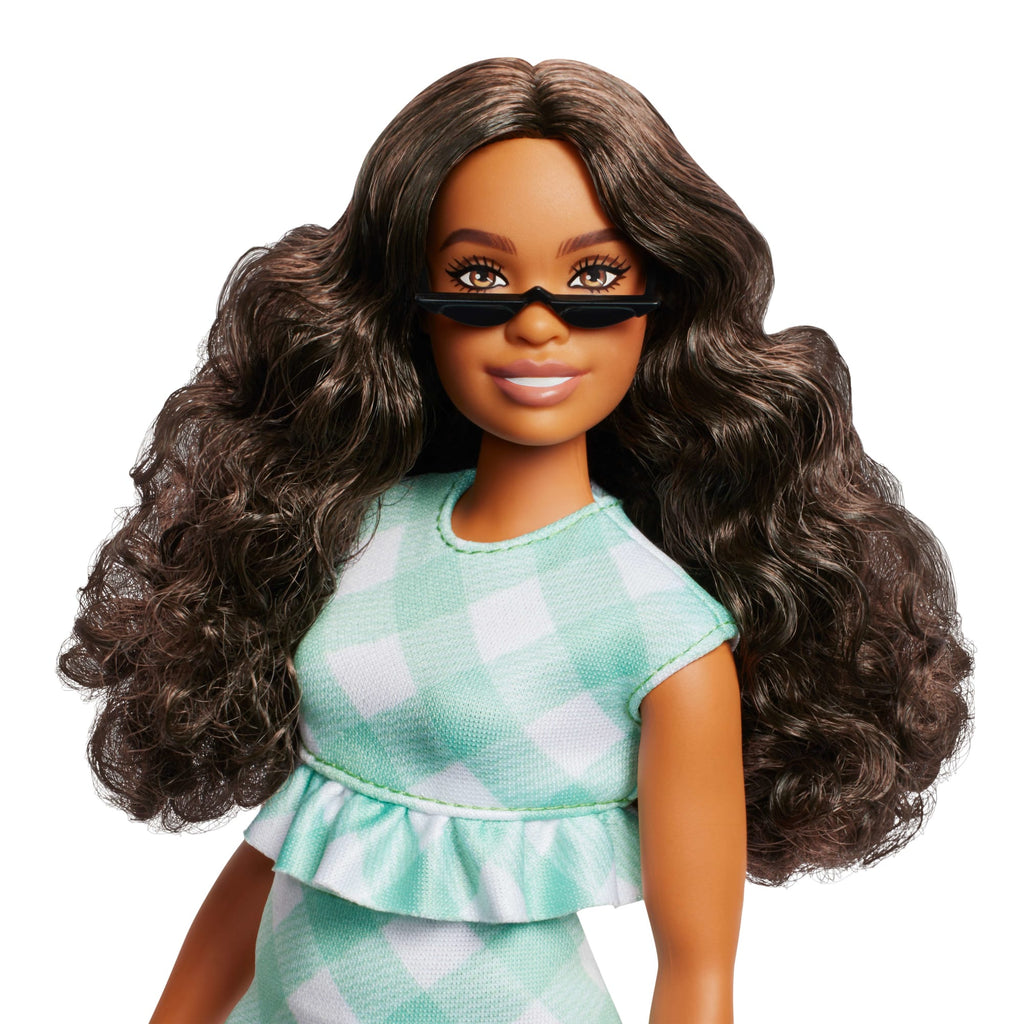 Barbie® Poupée Barbie Fashionistas Robe Vert Menthe
