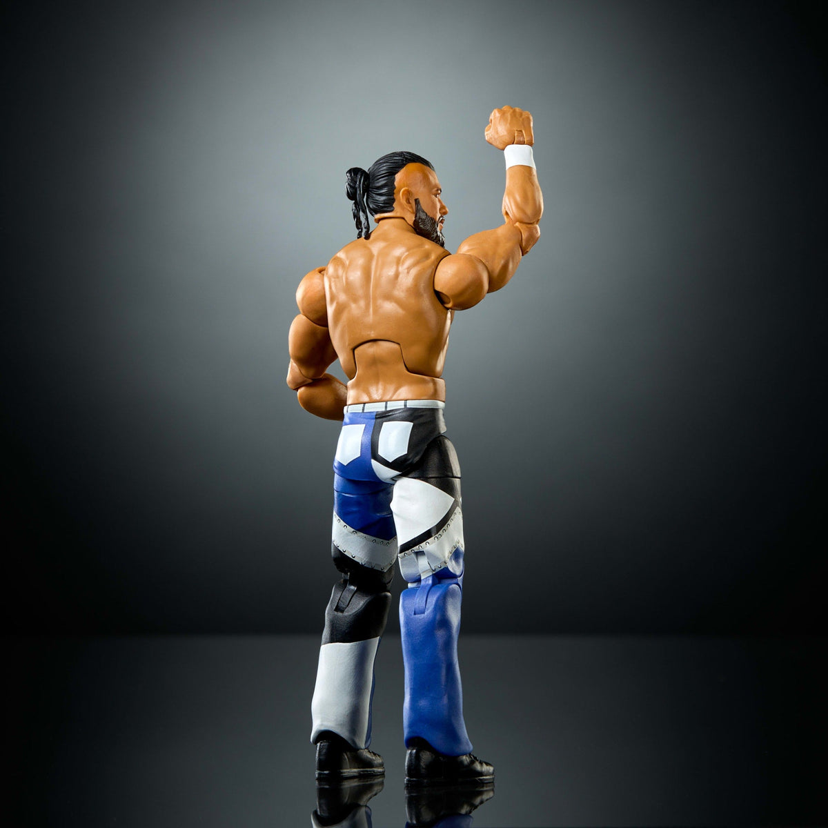 WWE Elite Andrade Action Figure, Series #122 Set, 6-Inch Collectible With Articulation & Accessories