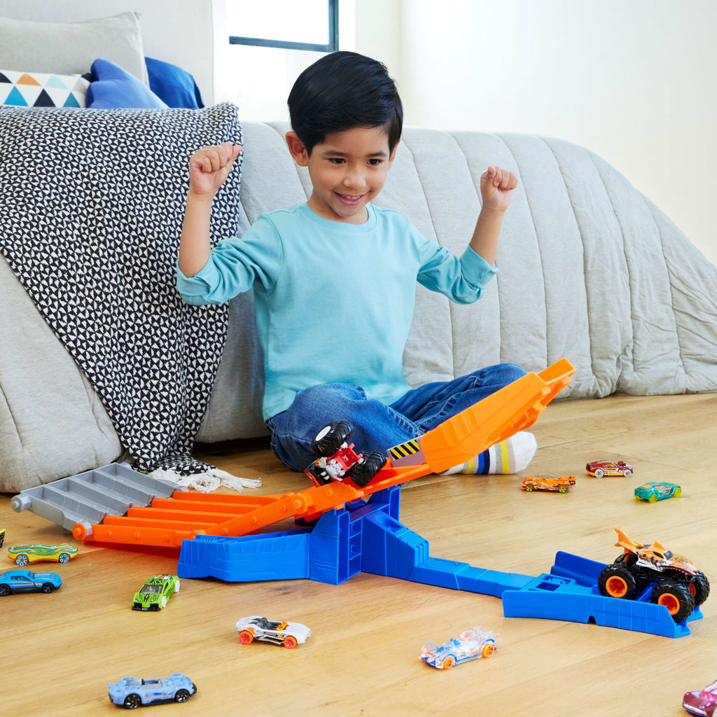 Hot Wheels Monster Trucks Pista de Brinquedo Corrida de Destruição