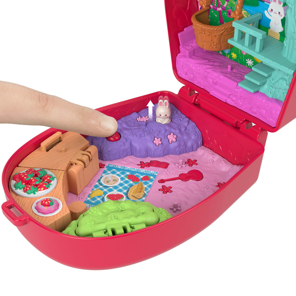 Polly Pocket Set de Juego Compacto Conejito con Canasta de Fresas