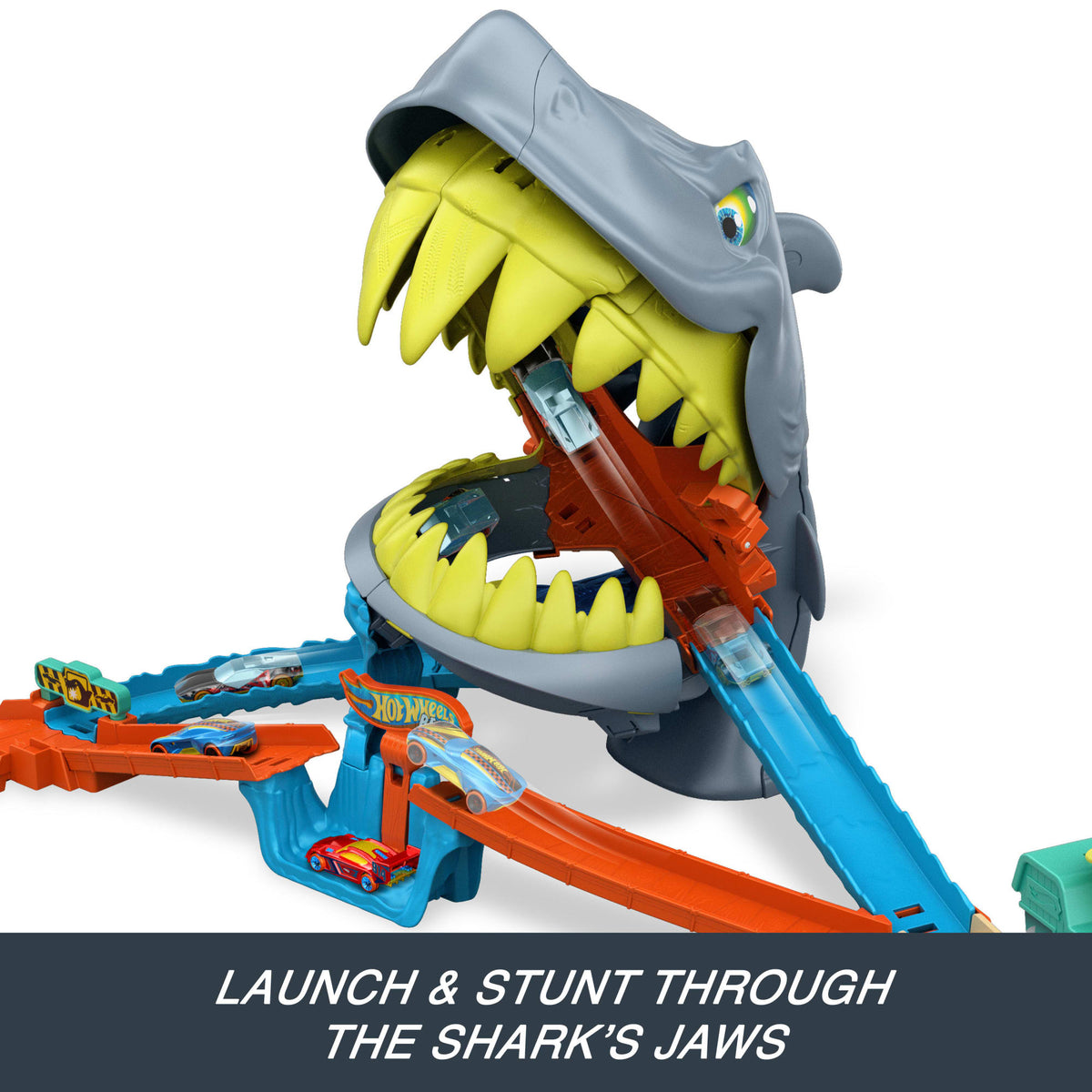 Hot Wheels City Shark Chomp Beach Playset & 1:64 Scale Die-Cast Toy Car, Big Win Moment
