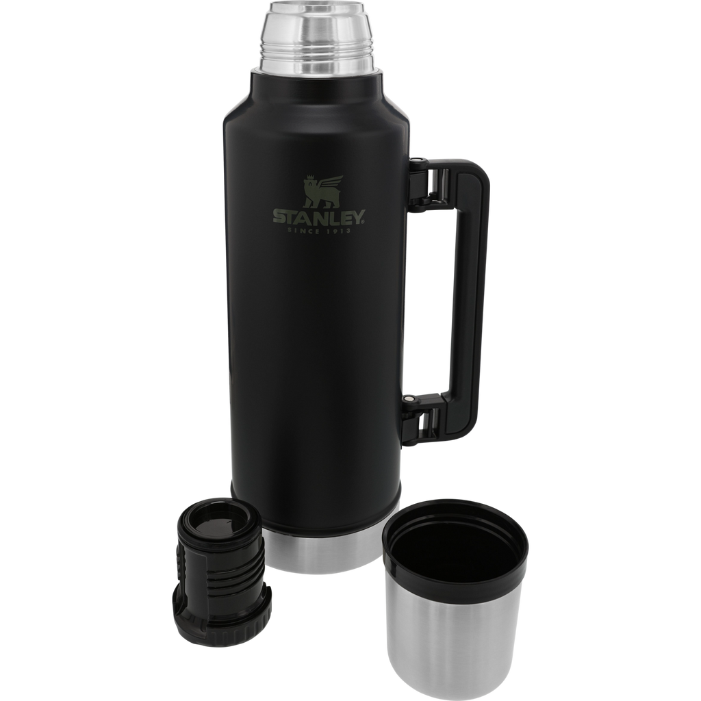 Classic Legendary Bottle | 2 QT - Stanley Create