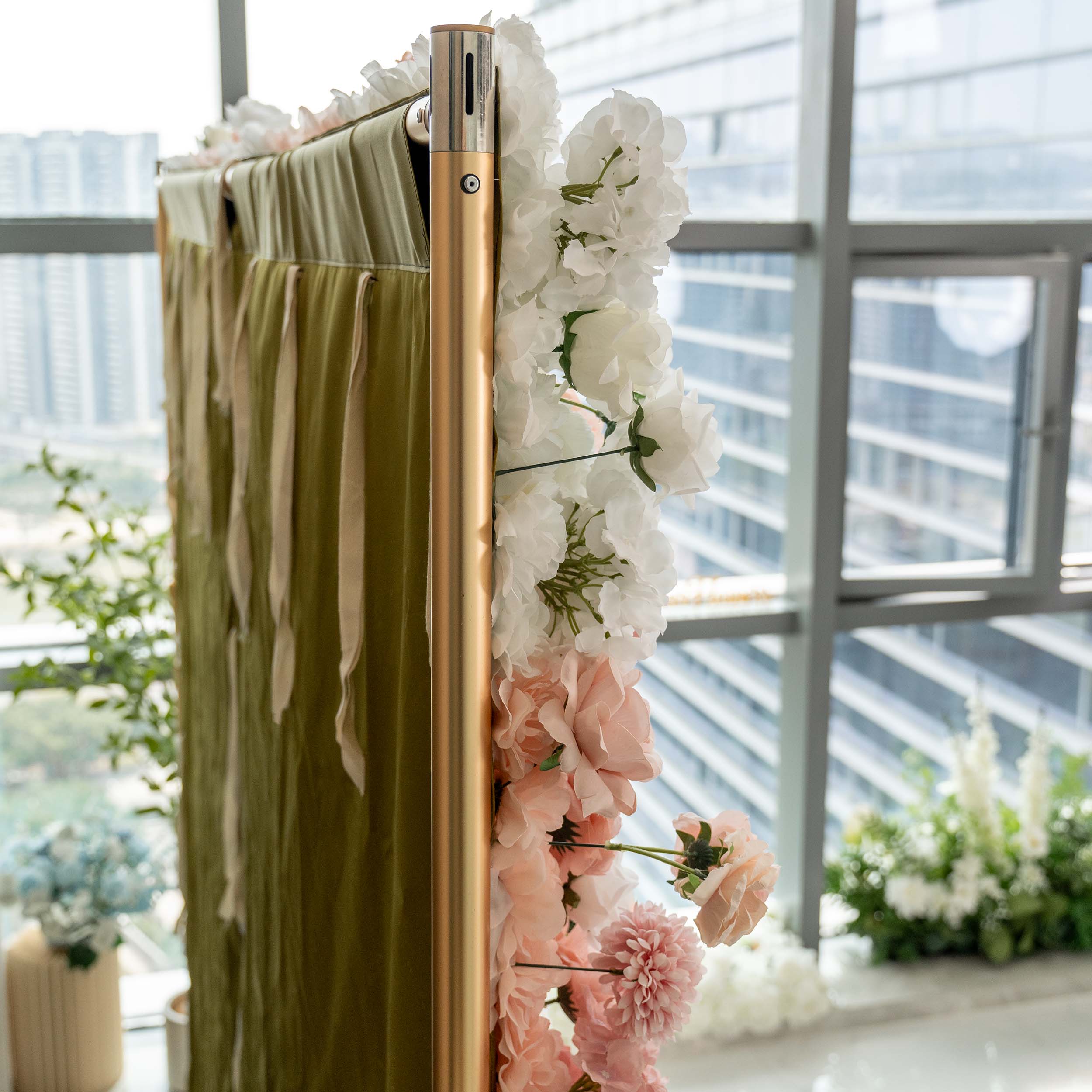Romantic Floral Backdrop - Blush Nude and White Artificial Flower Wall for Weddings. Events. and Special Occasions-VF-418-2