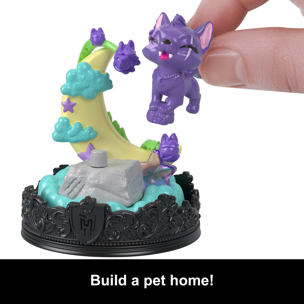 Monster High Pet Keychains, Animal Figures With Accessories And Buildable Terrarium