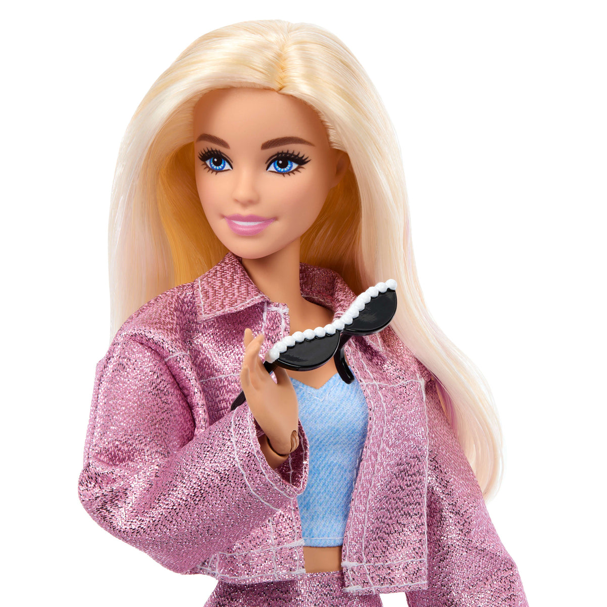 Barbie Deluxe Style Doll With 4 Fashions, 4 Accessories, 4 Interchangeable Hands & Color Change Hair