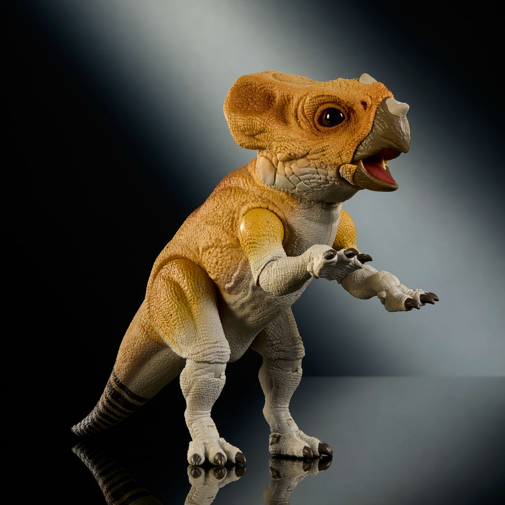 Jurassic World Hammond Collection Screen Scale Aquilops Dolores Dinosaur Figure, Real Feel & Glass Eyes