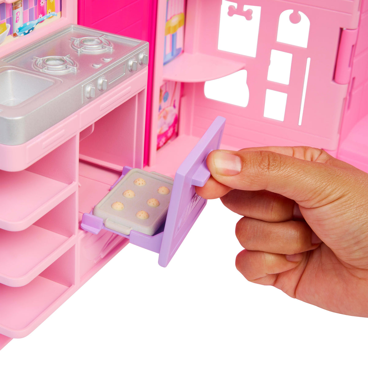 Barbie Weekend Escape House, Dollhouse Playset With 10 Accessories, 4 Play Areas & Kitten