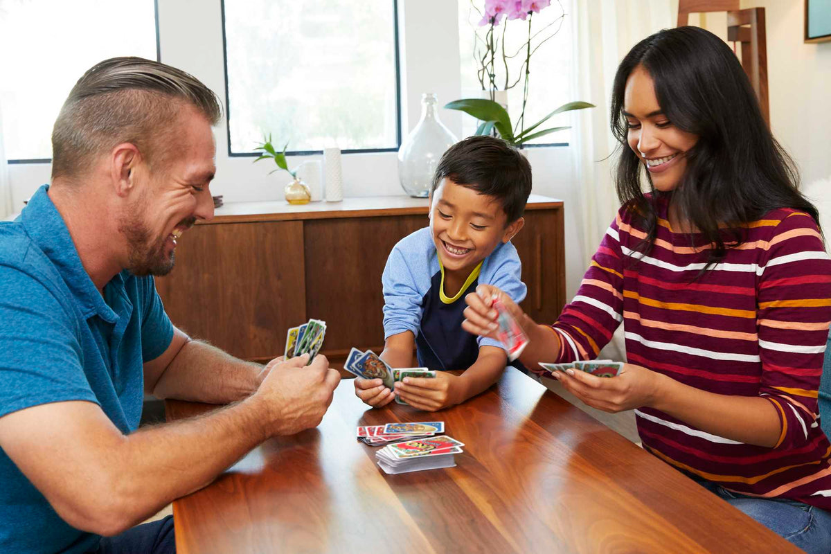 UNO Junior Card Game For Kids With Simple Rules & Animal Matching For 2-4 Players
