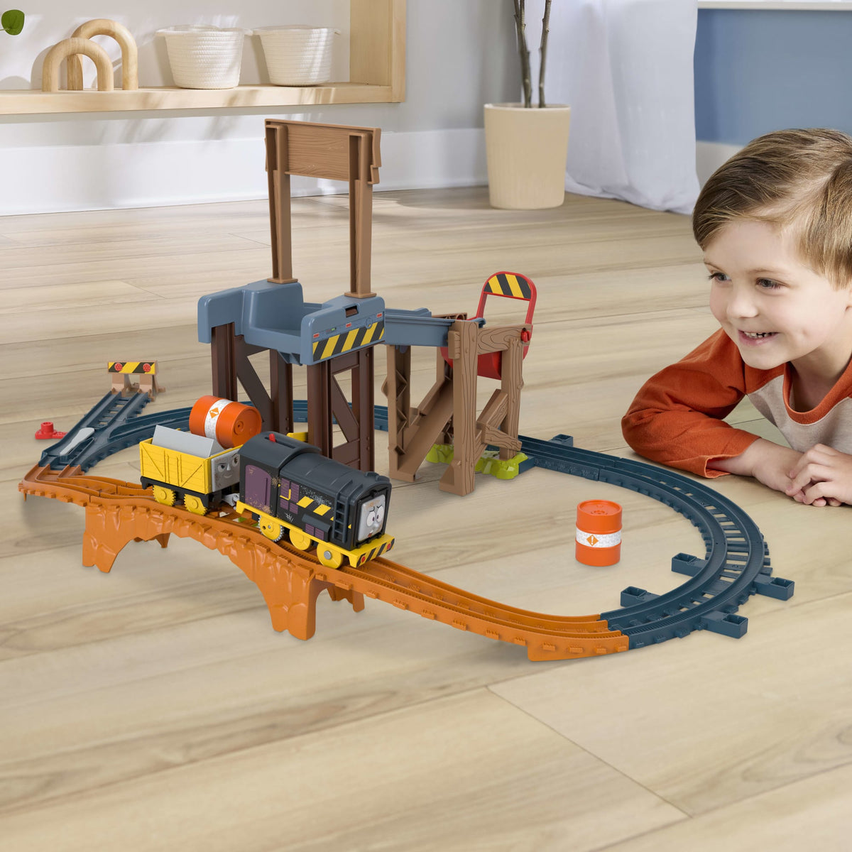 Thomas & Friends Pista de Juguete Motorizada de Construcción Diesel