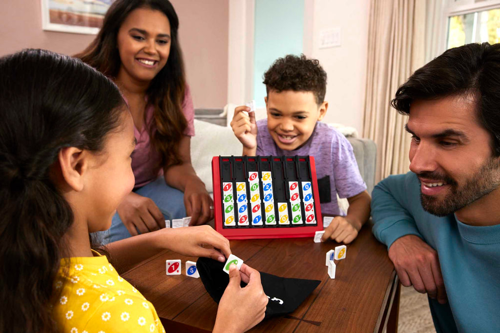 UNO Juego de Mesa Quatro