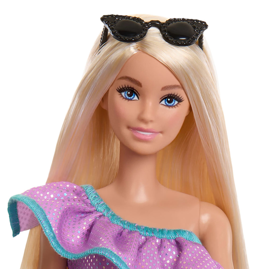Barbie® Coffret Poupée Barbie et Tenues