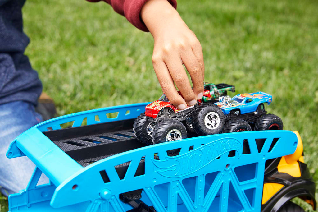 Hot Wheels Monster Trucks Monster Mover+3 Trucks Vehicle