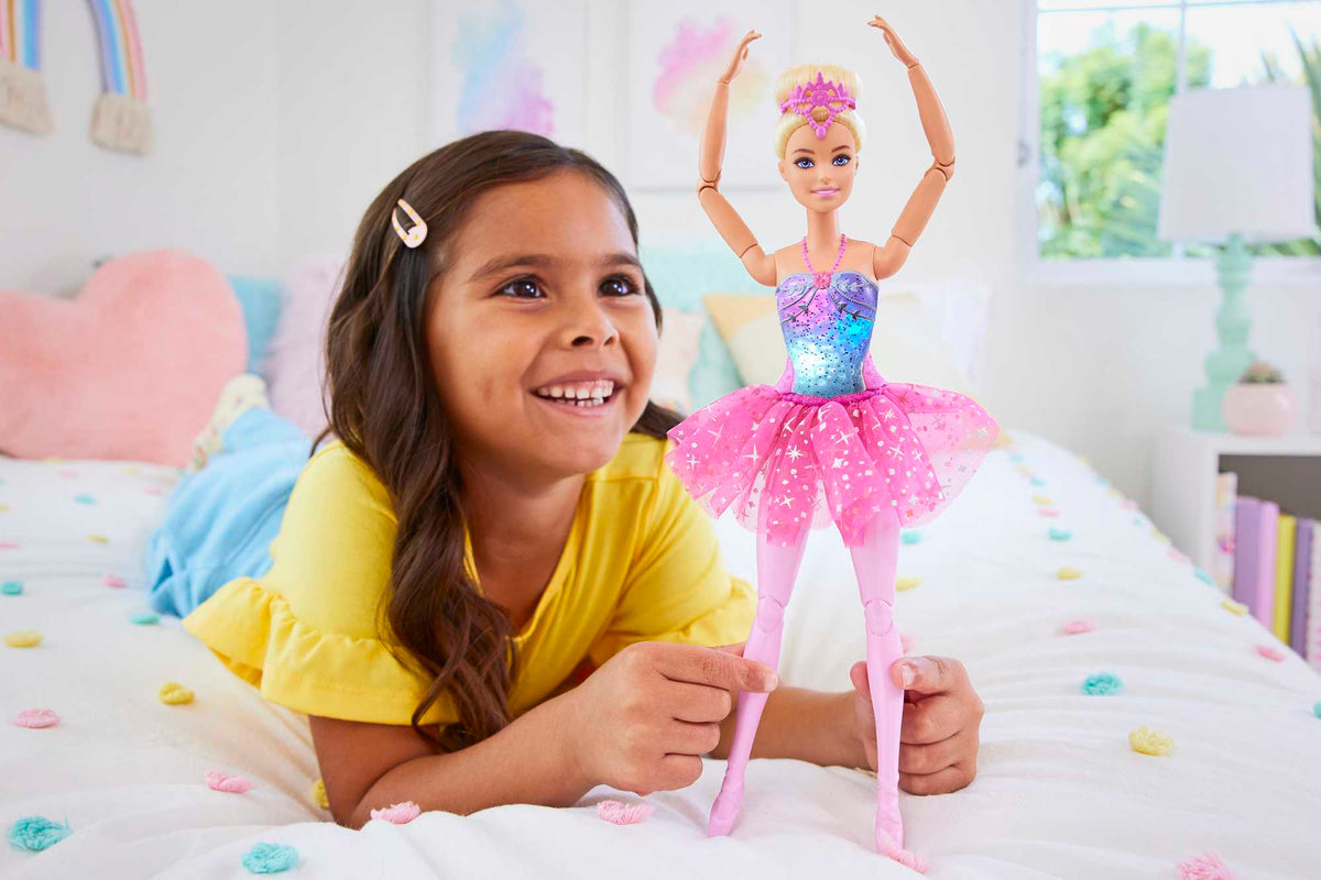 Barbie Fantasía Muñeca Bailarina Luces Brillantes Tutú Rosa