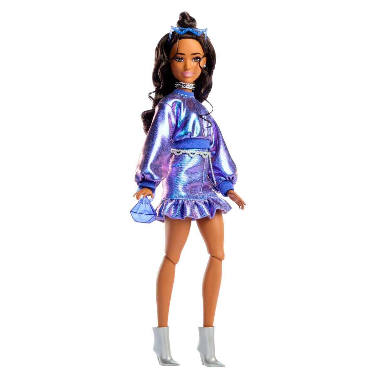 Barbie Fashionista Boneca Deluxe Cabelo Castanho e Cojunto Azul Metálico