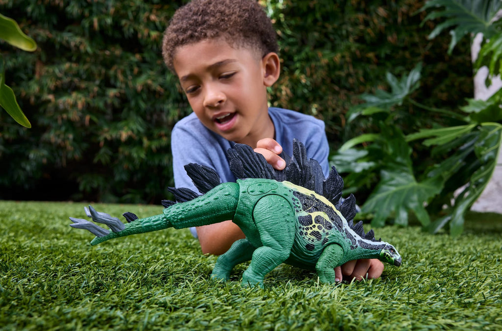 Jurassic World Gigantic Thrashers Stegosaurus Dinosaur Action Figure Toy, 2 Attacks & Evolve Feature