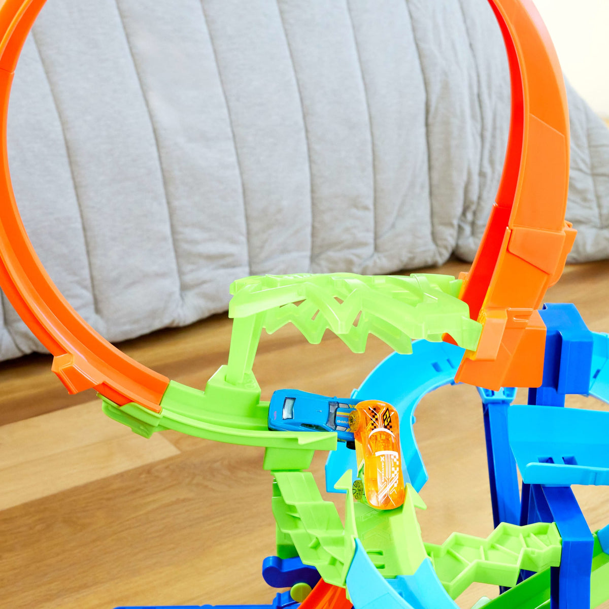 Hot Wheels Stunt Tracks Pista de Juguete Multi-Choque Aéreo