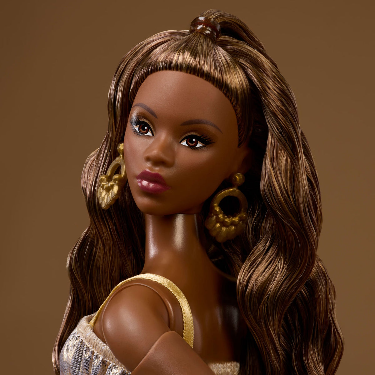 Barbie-Barbie Basics Modèle 09-Poupée Brune Avec Robe Dorée