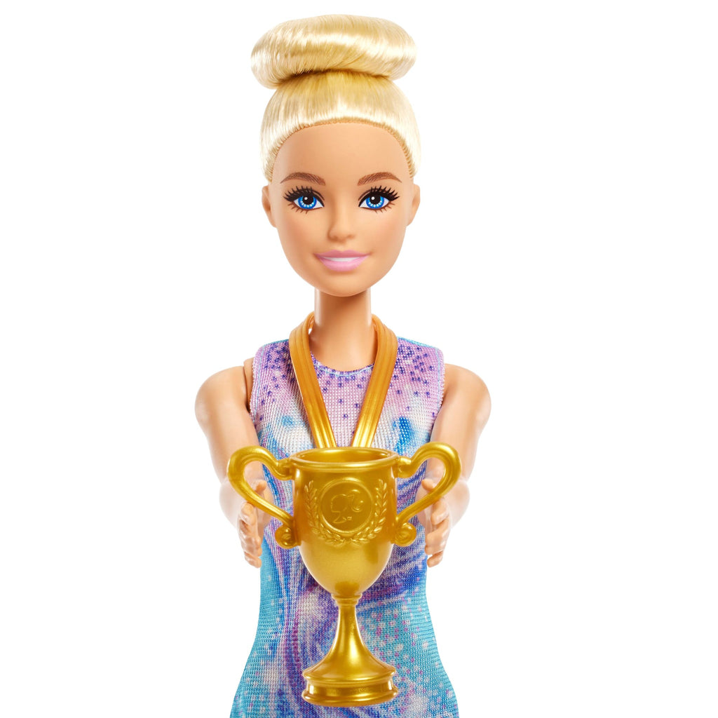 Barbie Ice Skating Doll With Spinning Platform And 5 Themed Accessories