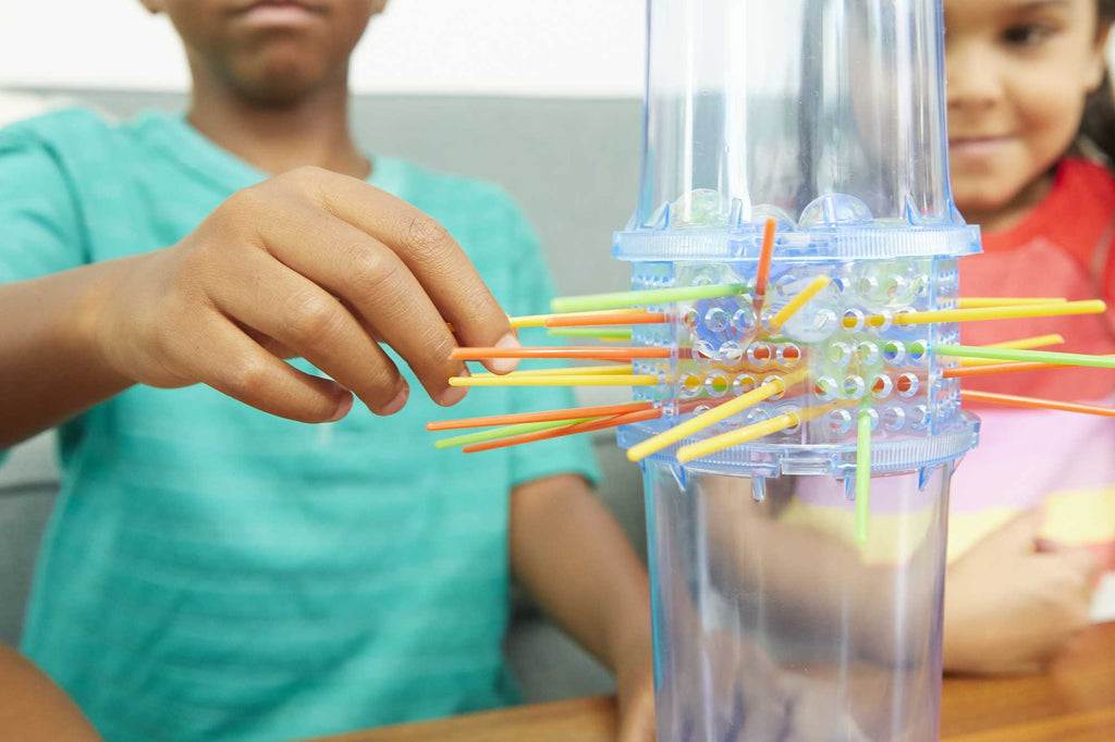 Kerplunk Kids Game, Easy-To-Learn Family Game For 2-4 Players