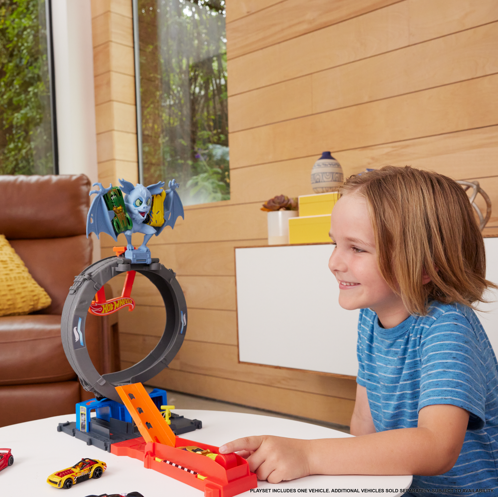 Hot Wheels Looping et Attaque Chauve Souris
