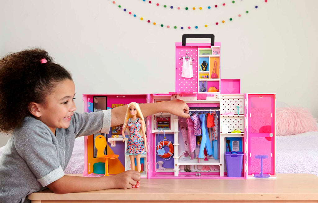 Barbie Coffret de Jeu et Poupée Placard de Rêve