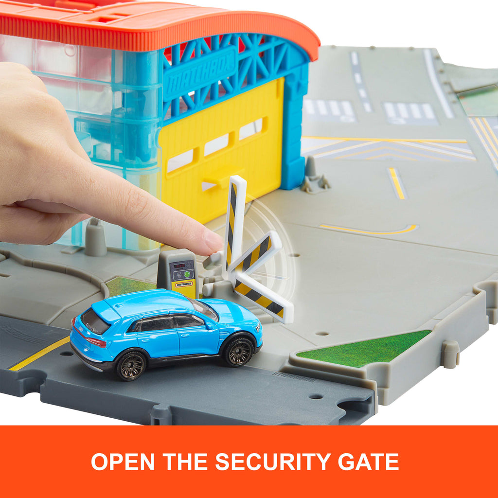 Matchbox AIrport Takeoff Adventure Playset With 1 Die-Cast Toy Audi Car & 1 Plastic Plane