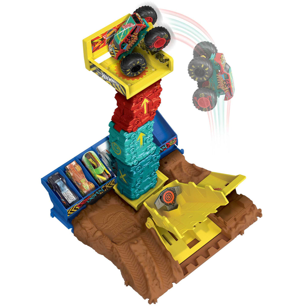 Hot Wheels Monster Trucks, Arena Smashers Demo Derby Car Jump Challenge