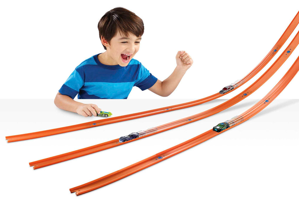 Hot Wheels Voiture et Méga Piste