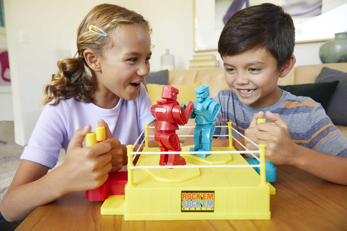 Rock 'Em Sock 'Em Robots Kids Game, Fighting Robots With Red Rocker & Blue Bomber