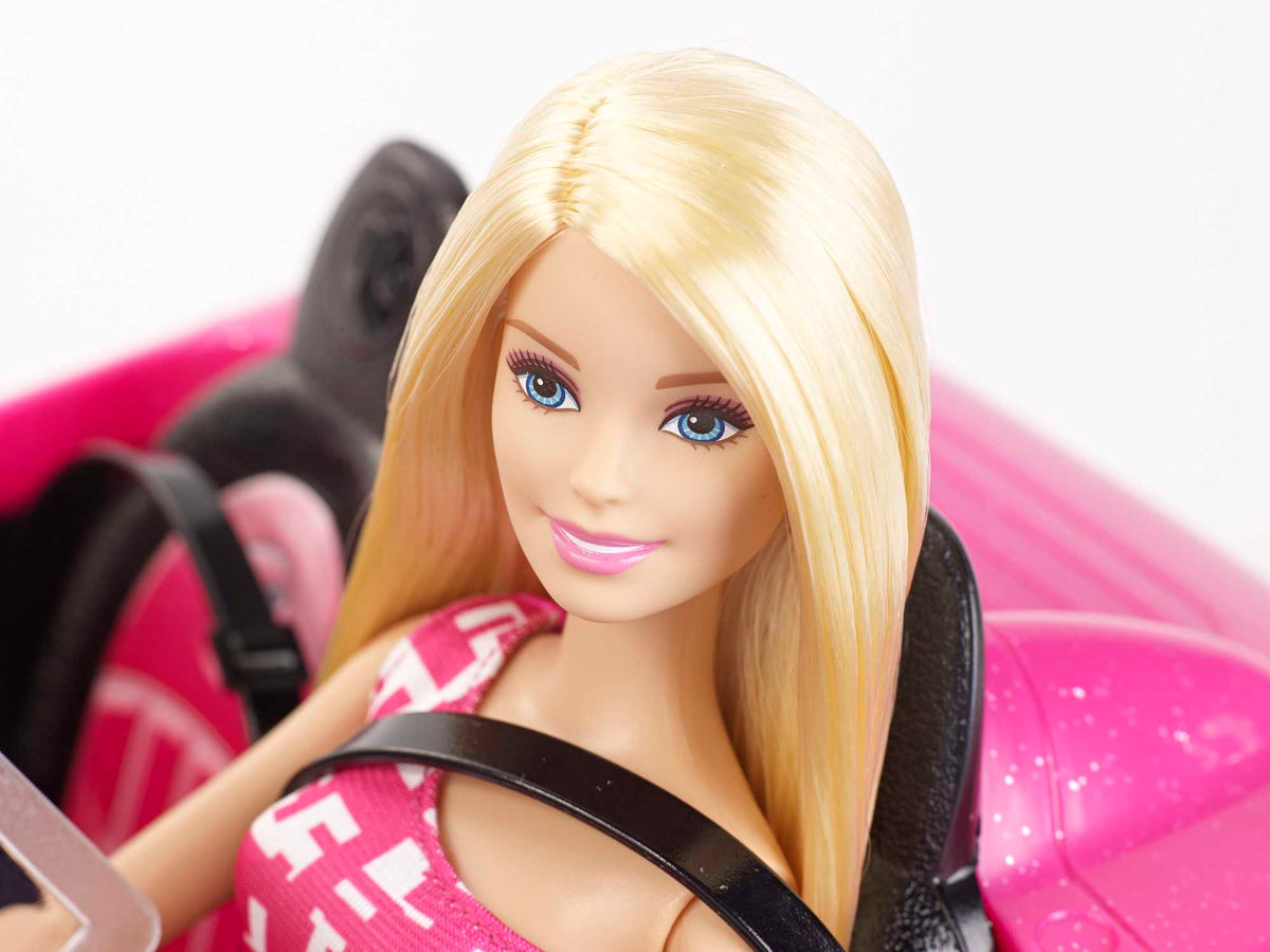 Barbie Poupée Barbie et Son Cabriolet