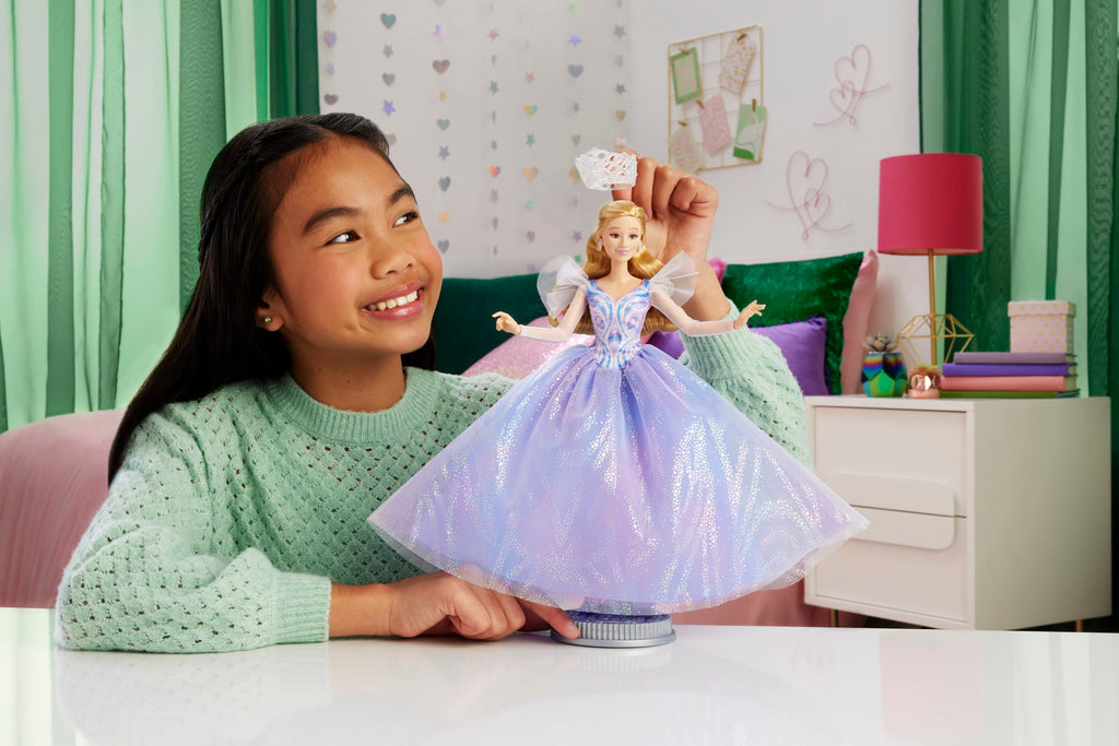Universal Pictures’ Wicked: For Good Deluxe Glinda Doll With Movie-inspired Outfit & 3 Accessories