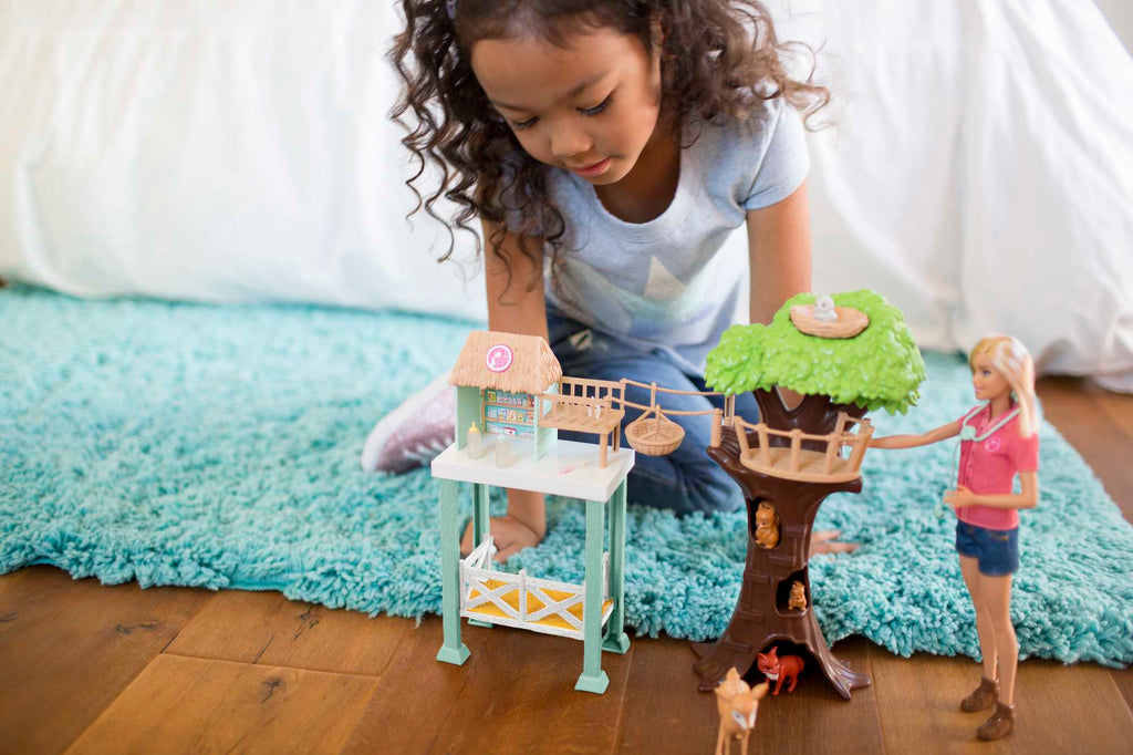 Barbie Pet Rescue Center 8 Animals & Accessories Doll Playsets