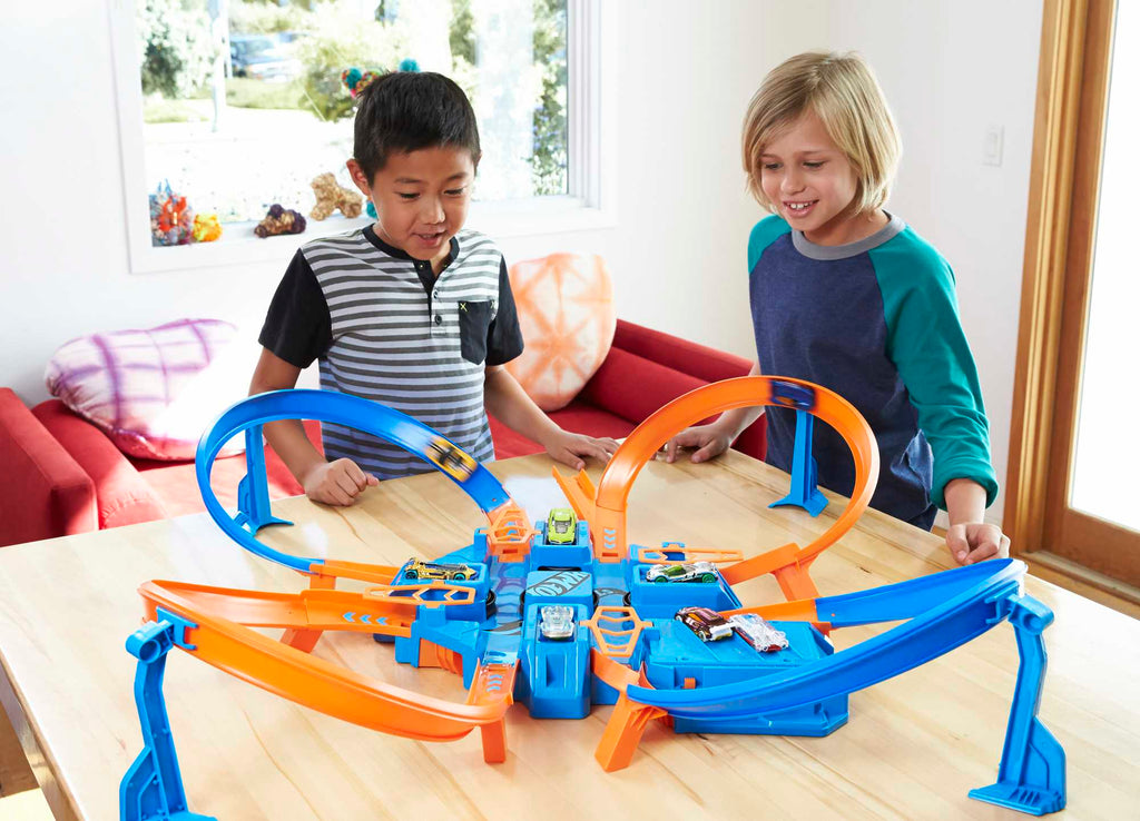 Hot Wheels Piste Circuit Crashs et Carrefours